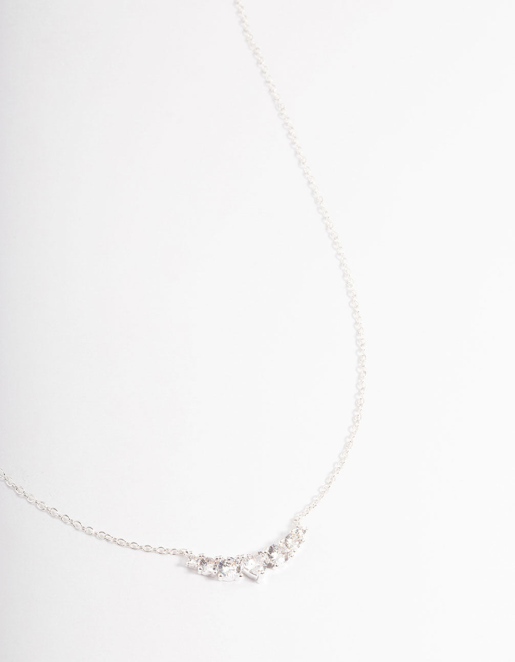 Curve Bar Necklace
