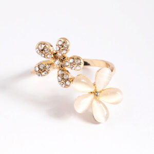 & Cateye Flower Ring