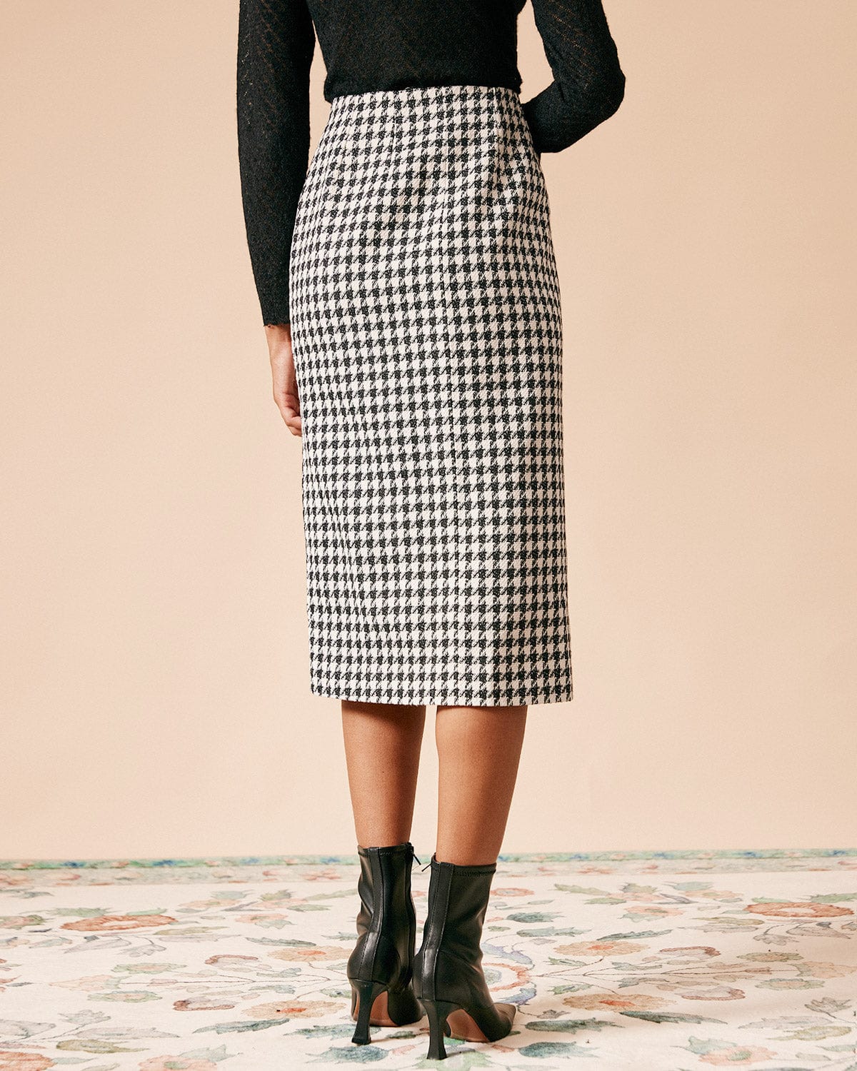 The High Waisted Plaid Tweed Slit Skirt - Image 4